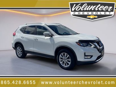 Used 2017 Nissan Rogue SV w/ SV Premium Package