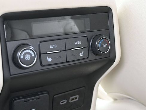 Used 2023 GMC Acadia Denali AWD/4WD image 20