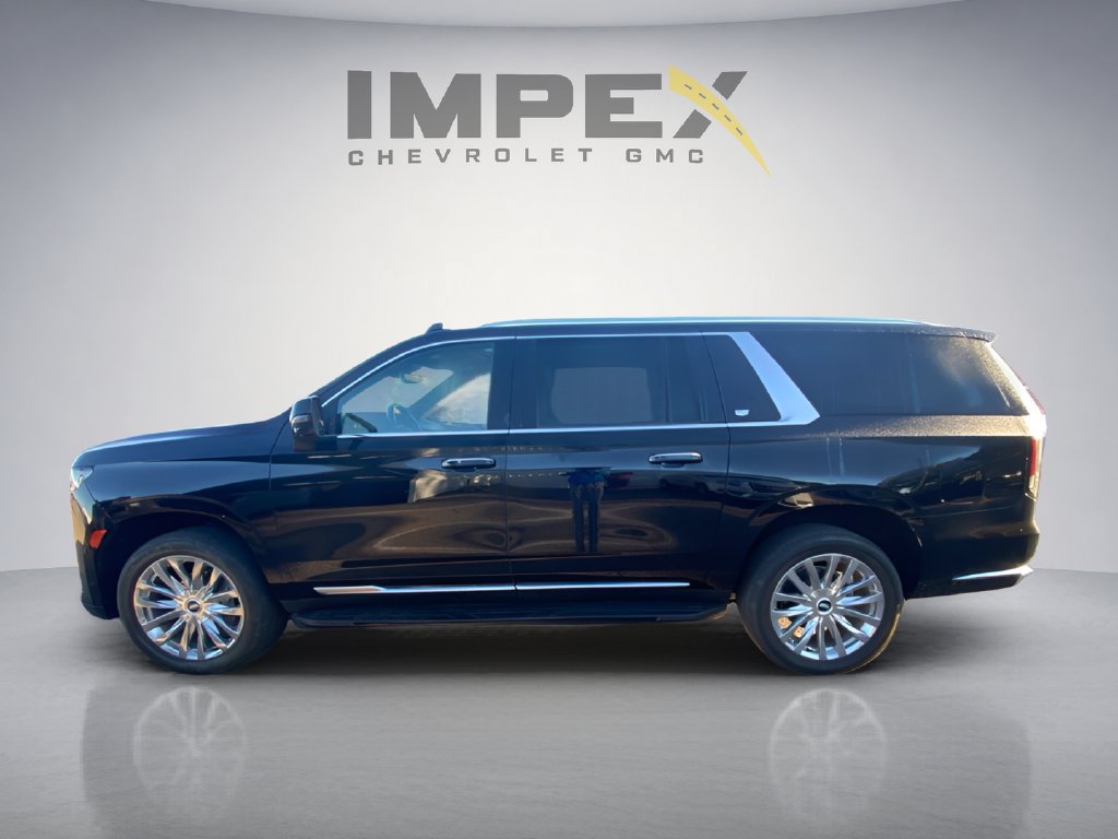 Used 2024 Cadillac Escalade ESV Premium Luxury AWD/4WD image 2