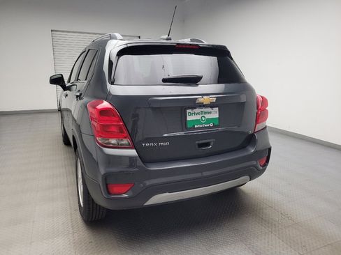 Used 2020 Chevrolet Trax LT w/ Driver Confidence Package AWD/4WD image 6