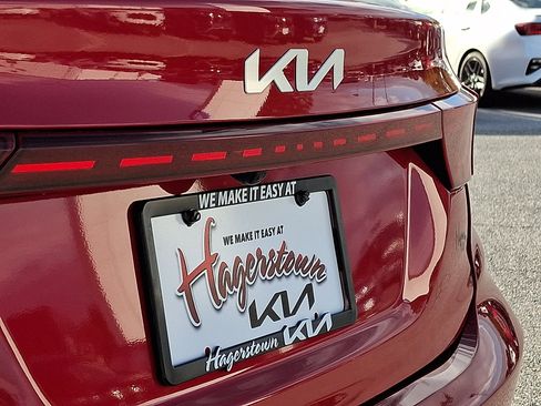 Certified 2023 Kia Forte LXS image 30