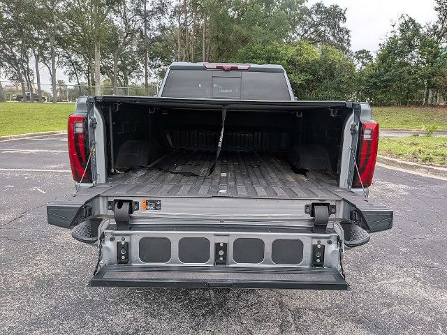 Used 2024 GMC Sierra 2500 Denali w/ Denali Reserve Package AWD/4WD image 14