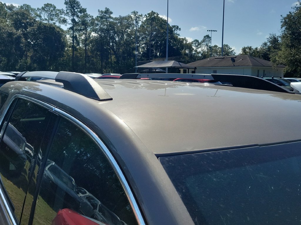 Used 2023 GMC Acadia SLT FWD image 16