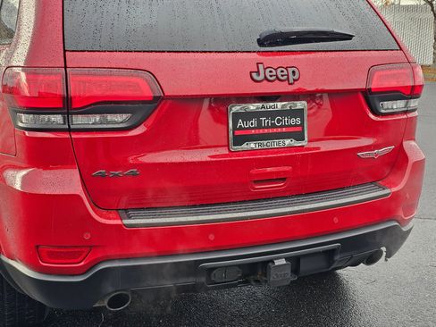 Used 2020 Jeep Grand Cherokee Trailhawk w/ Trailhawk Luxury Group image 7