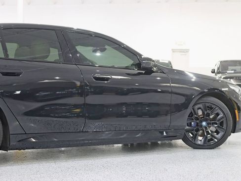 Used 2024 BMW i5 M60 w/ Premium Package AWD/4WD image 12