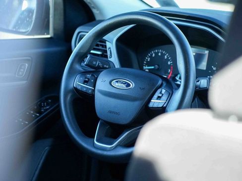 Used 2022 Ford Escape SE image 21