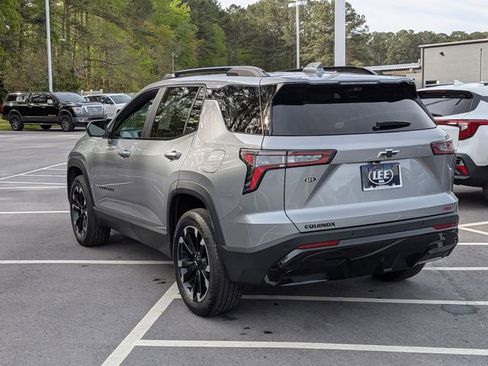 Used 2025 Chevrolet Equinox RS w/ Safety and Technology Package image 4