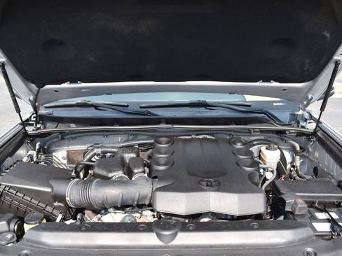 Used 2016 Toyota 4Runner Limited image 16