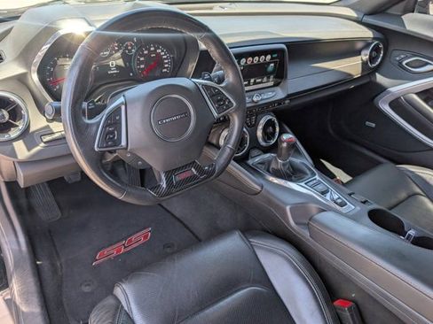 Used 2018 Chevrolet Camaro SS RWD image 5