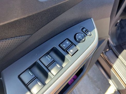 Used 2015 Honda CR-V Touring image 12