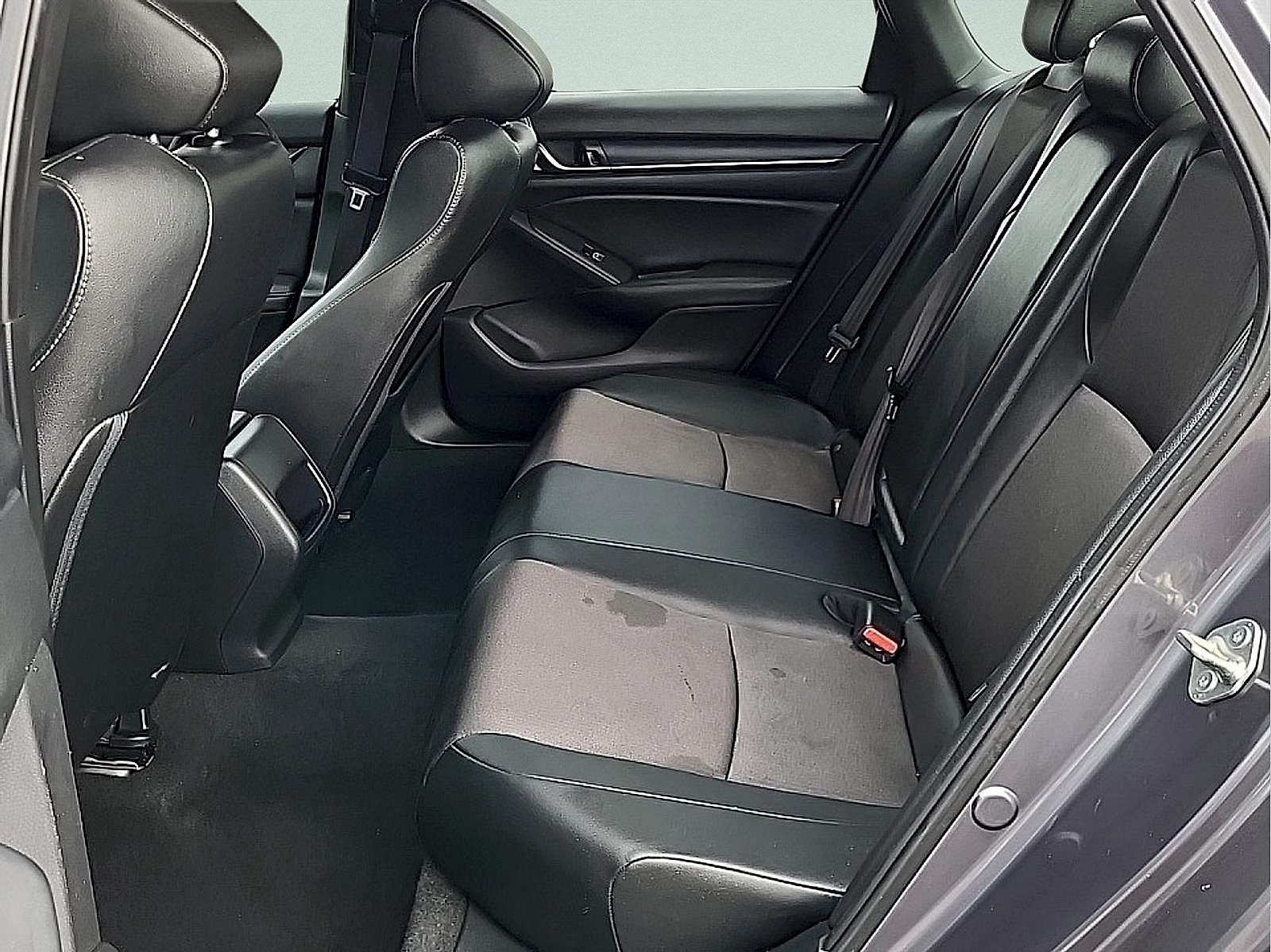 Used 2020 Honda Accord Sport image 12