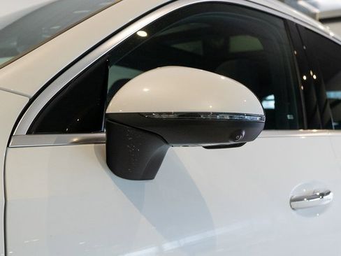 New 2026 Mercedes-Benz GLC 300 4MATIC image 10