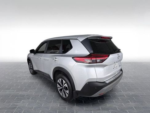 Used 2023 Nissan Rogue SV AWD/4WD image 5