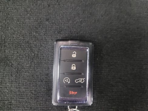 Used 2023 Jeep Grand Cherokee 4WD 4xe image 32
