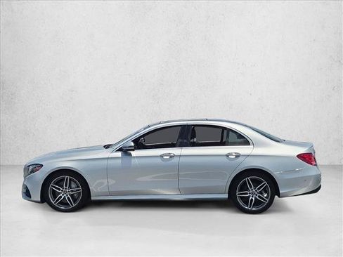 Used 2020 Mercedes-Benz E 350 4MATIC Sedan image 9
