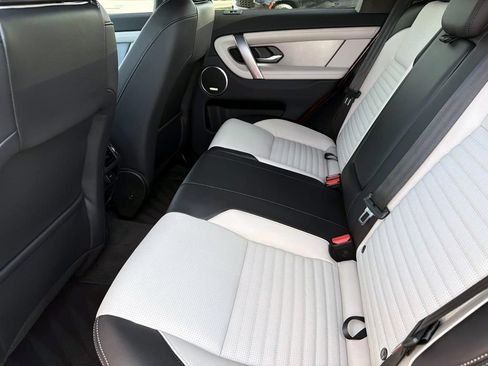 New 2026 Land Rover Discovery Sport Landmark AWD/4WD image 12