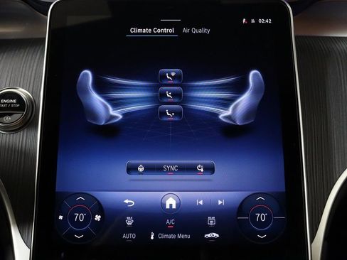 Used 2026 Mercedes-Benz GLC 300 4MATIC image 22