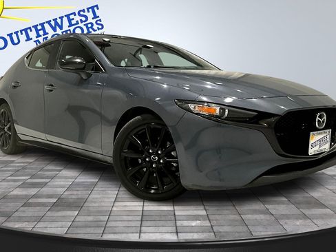 Used 2024 MAZDA MAZDA3 s image 3