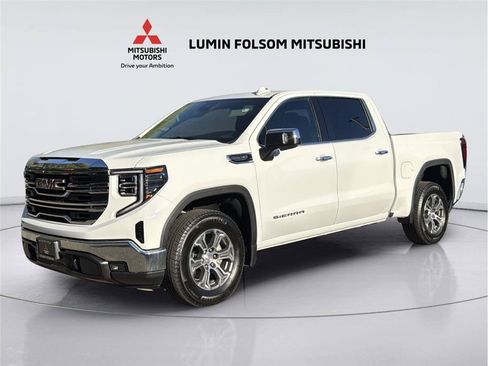 Used 2026 GMC Sierra 1500 SLT RWD image 1