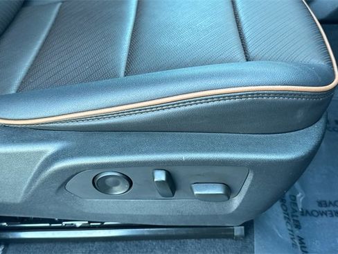 Used 2023 GMC Canyon AT4 w/ AT4 Premium Package image 23