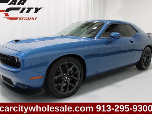 Used 2023 Dodge Challenger R/T w/ Blacktop Package RWD image 1