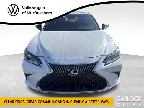 Used 2021 Lexus ES 350 w/ Accessory Package FWD image 3