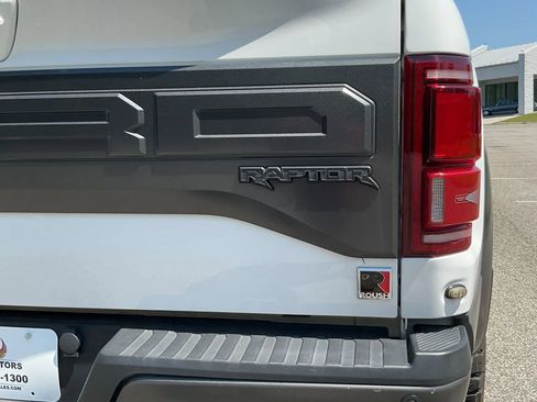 Used 2018 Ford F150 Raptor w/ Equipment Group 802A Luxury AWD/4WD image 6
