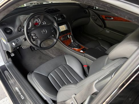 Used 2005 Mercedes-Benz SL 65 AMG image 21
