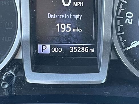 Used 2023 Toyota Tacoma Limited image 37