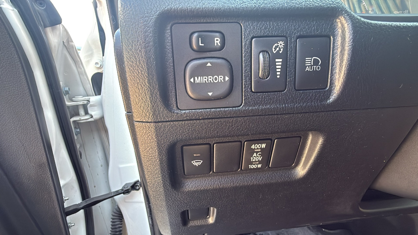 Used 2020 Toyota 4Runner SR5 Premium AWD/4WD image 13