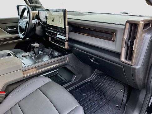 Used 2025 GMC Hummer EV 2X AWD/4WD image 34