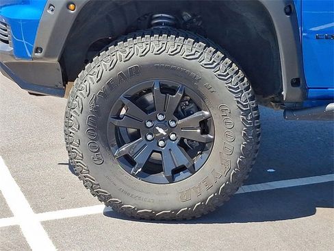 Used 2021 Chevrolet Colorado ZR2 w/ ZR2 Dusk Special Edition image 8