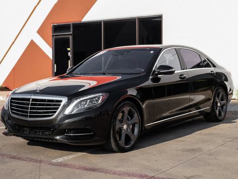 Used 2015 Mercedes-Benz S 550 Sedan image 2
