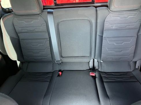 Used 2025 Nissan Frontier PRO-4X image 14