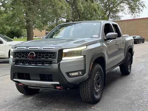 New 2026 Nissan Frontier PRO-4X w/ Pro Premium Package AWD/4WD image 33