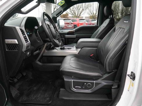 Used 2015 Ford F150 Platinum w/ Equipment Group 701A Luxury image 38