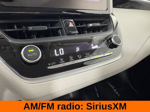 Used 2025 Toyota Corolla LE image 9