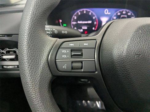 Used 2024 Honda Accord EX image 14