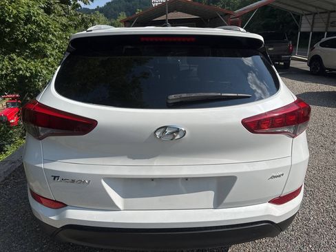 Used 2017 Hyundai Tucson SE w/ SE Popular Package 02 AWD/4WD image 7