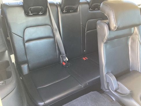 Used 2022 Nissan Pathfinder SL image 41