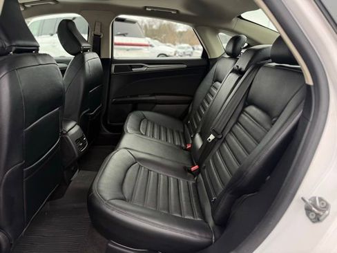 Certified 2020 Ford Fusion SE image 15