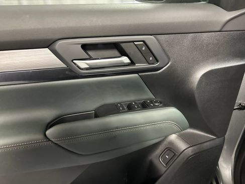 New 2026 GMC Terrain AT4 w/ LPO, Floor Liner Package AWD/4WD image 12