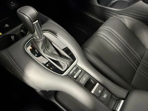Used 2025 Honda HR-V EX-L image 25