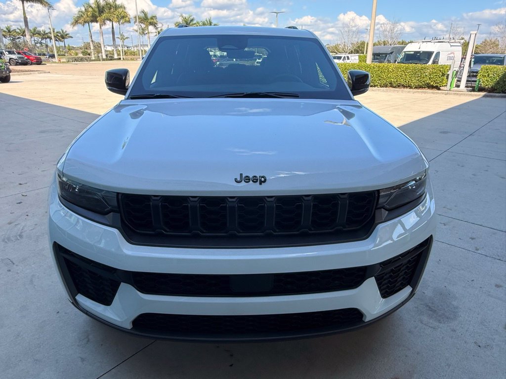 New 2026 Jeep Grand Cherokee Altitude RWD image 8