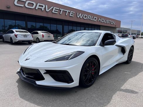 Used 2023 Chevrolet Corvette Stingray Preferred Cpe w/ Z51 Performance Package image 1