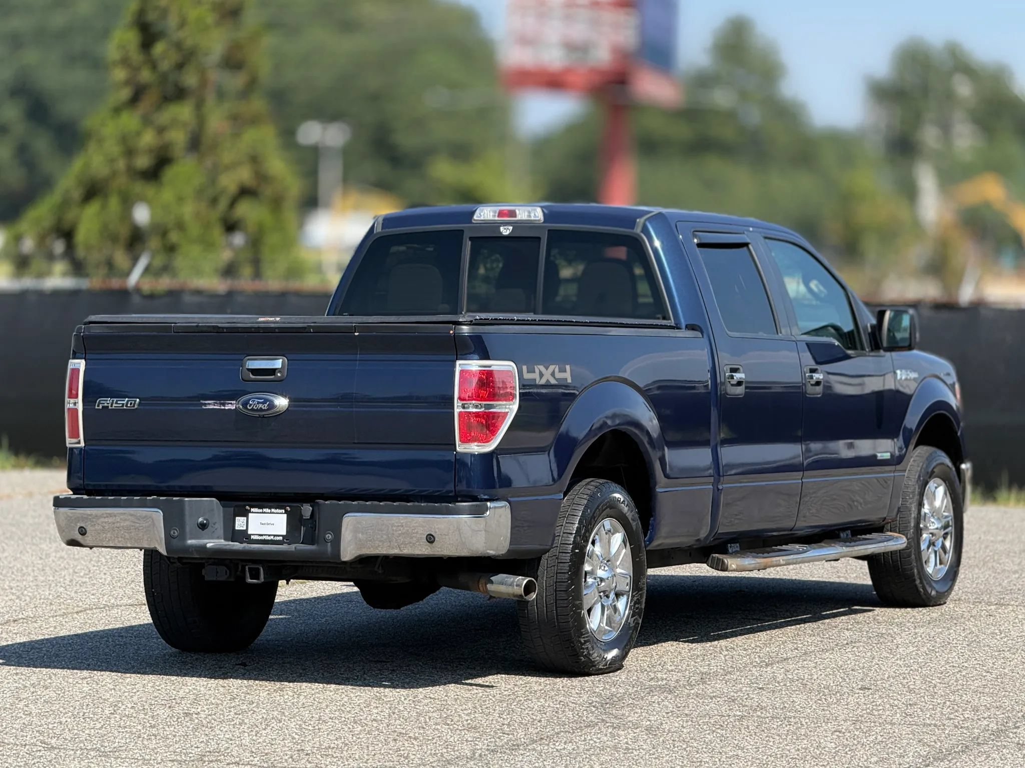 Used 2013 Ford F150 XLT w/ Luxury Equipment Group AWD/4WD image 9