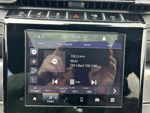 Used 2022 Jeep Grand Cherokee L Laredo AWD/4WD image 25