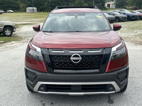 Used 2025 Nissan Pathfinder Rock Creek AWD/4WD image 2