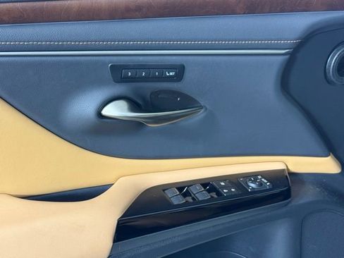 Certified 2024 Lexus ES 300h F Sport image 14