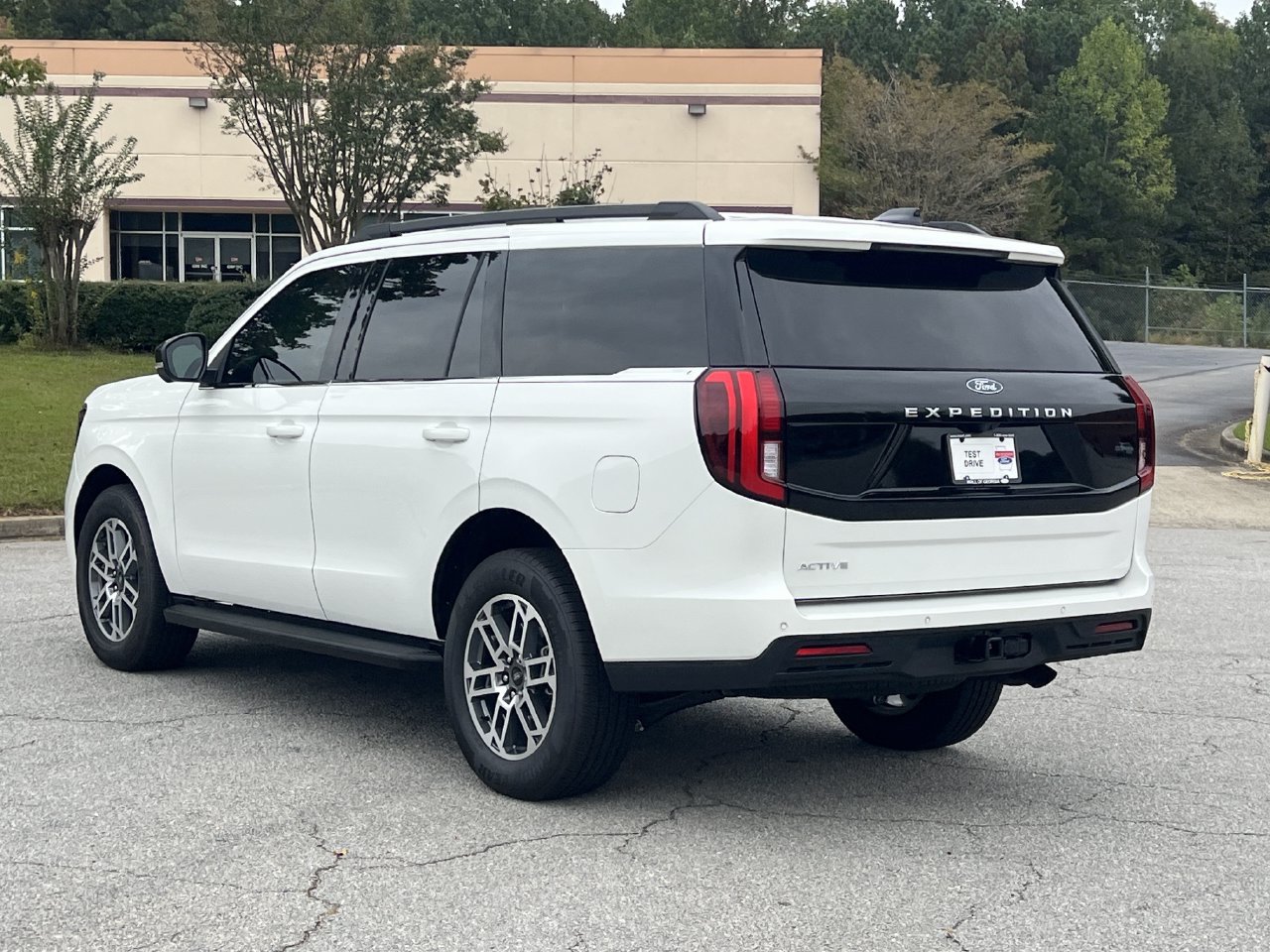 New 2026 Ford Expedition Active RWD image 22